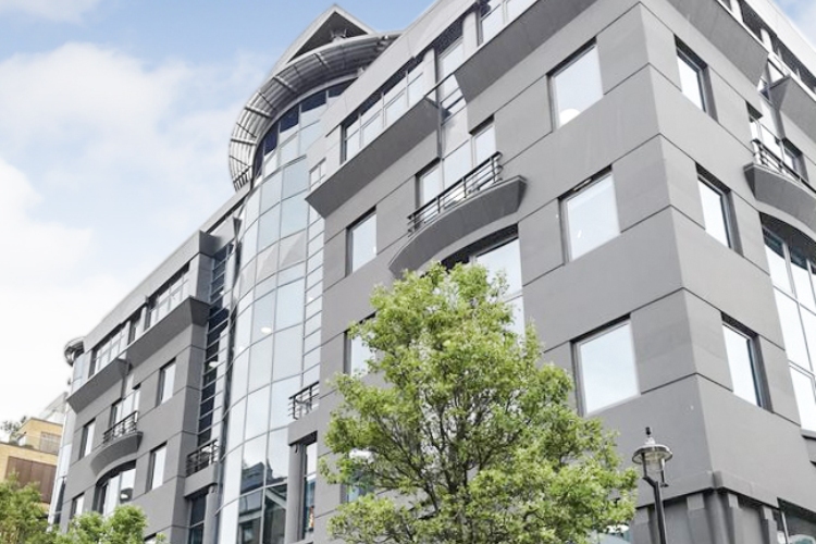 33_Broadwick_Street_-_Royalan_matched_to_F_B_Blackblue_1