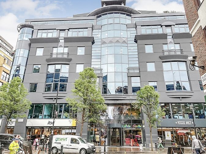 csm_33_Broadwick_Street_-_Royalan_matched_to_F_B_Blackblue_655102fc90