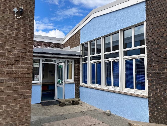 csm_St_James__Junior_School__Wellington_Row__Whitehaven__Cumbria__royalan__1_59c6edd932