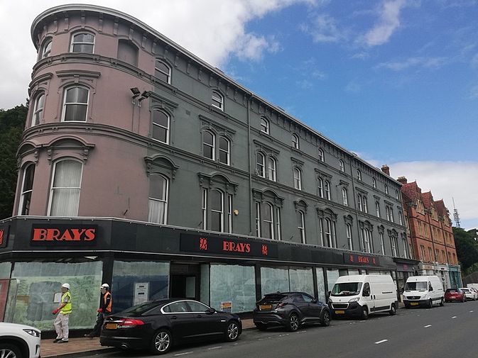 csm_old_Brays_dept_store__31-39_Worcester_Rd__Malvern__Soldalit__before_64620c8493